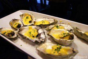 Oysters with a warm hollandaise sauce