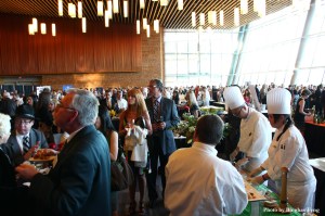 300 guests enjoy an evening of food & wine