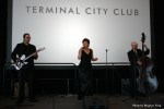 Lesismore performs live jazz