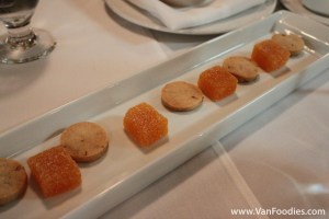 Mango Jelly and Almond Cookies