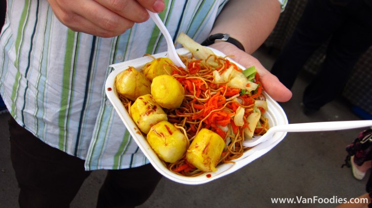 Fish Siu Mai & Chow Mein