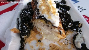 Soft cheesecake inside!