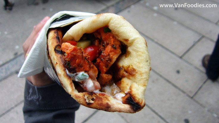 Tandoori Chicken Naan Kebab
