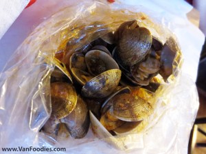 1lb of Clams