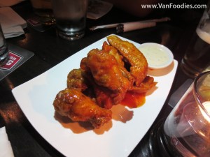 Sriracha Buffalo Wings