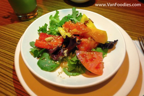 Papaya & Pineapple Green Salad