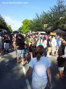 Crowd at Columbia StrEAT